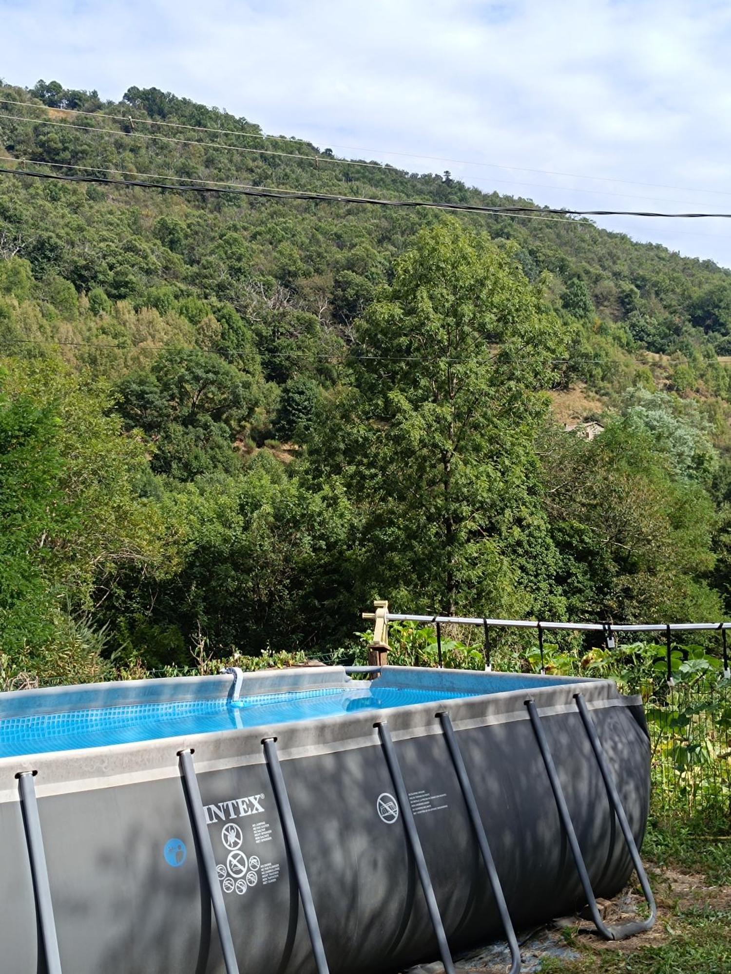 Appartement 2 A 4 Personnes Antraigues Esterno foto